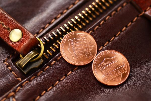 Lee más sobre el artículo Cómo cuidar tu bolsos consejos y trucos para gamuza y piel