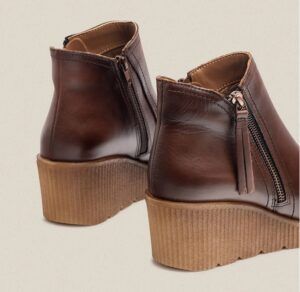 Botín de cuña YOKONO modelo MADONA-007 castaña/marrón