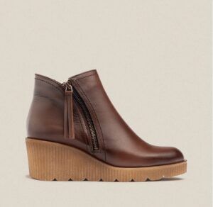 Botín de cuña YOKONO modelo MADONA-007 castaña/marrón