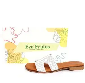 Sandalias planas pala Eva Frutos piel blanco