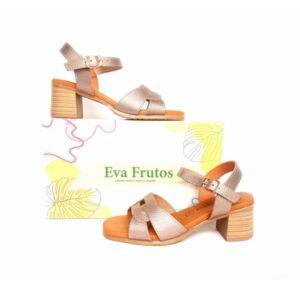 Sandalias piel de tacón bajo Eva Frutos plata
