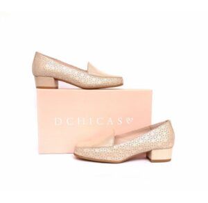 Zapatos tipo mocasín de tacón bajo D’Chicas oro champán